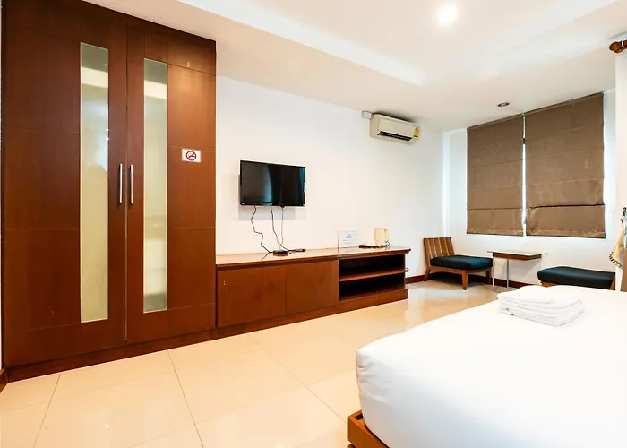 Xx Yon Sukhumvit Soi 4 - Bts Nana Apartment *